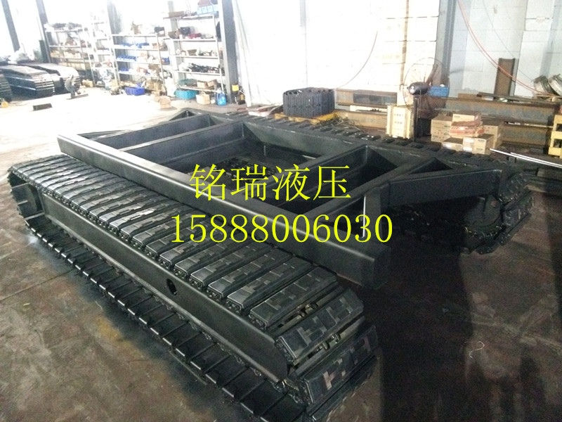 25噸橡膠塊履帶底盤